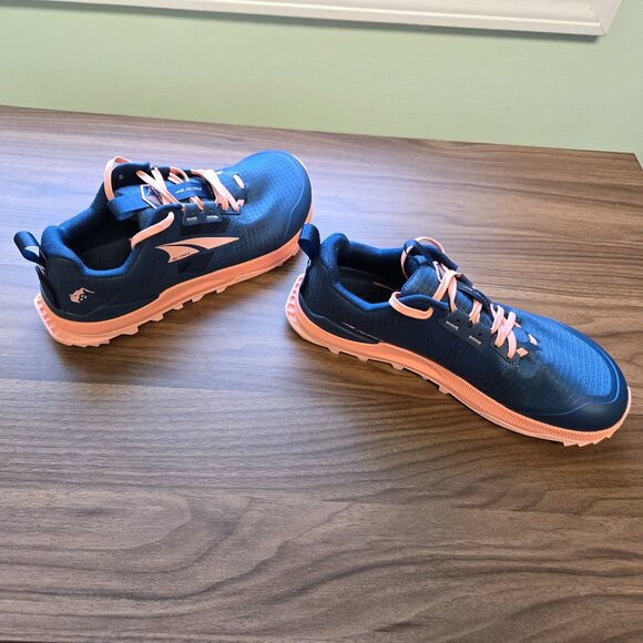 Altra Lone Peak 8, Women's 9.5, Navy/Coral - Picture 1 of 11